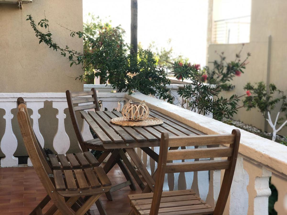 Ayerina Ground Floor Apartment أريلاز المظهر الخارجي الصورة